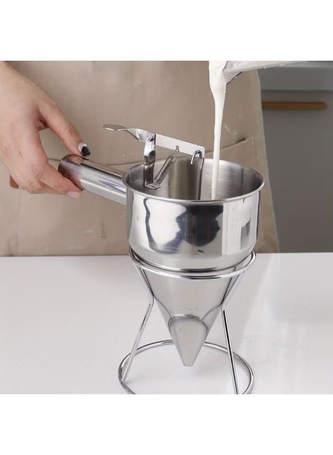 AMM Stainless Steel Batter Dispenser with Stand | Manual Pancake & Cupcake Batter Pourer | Detachable Handle - Image 3